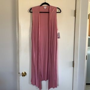 Medium brand new LuLaRoe Joy vest